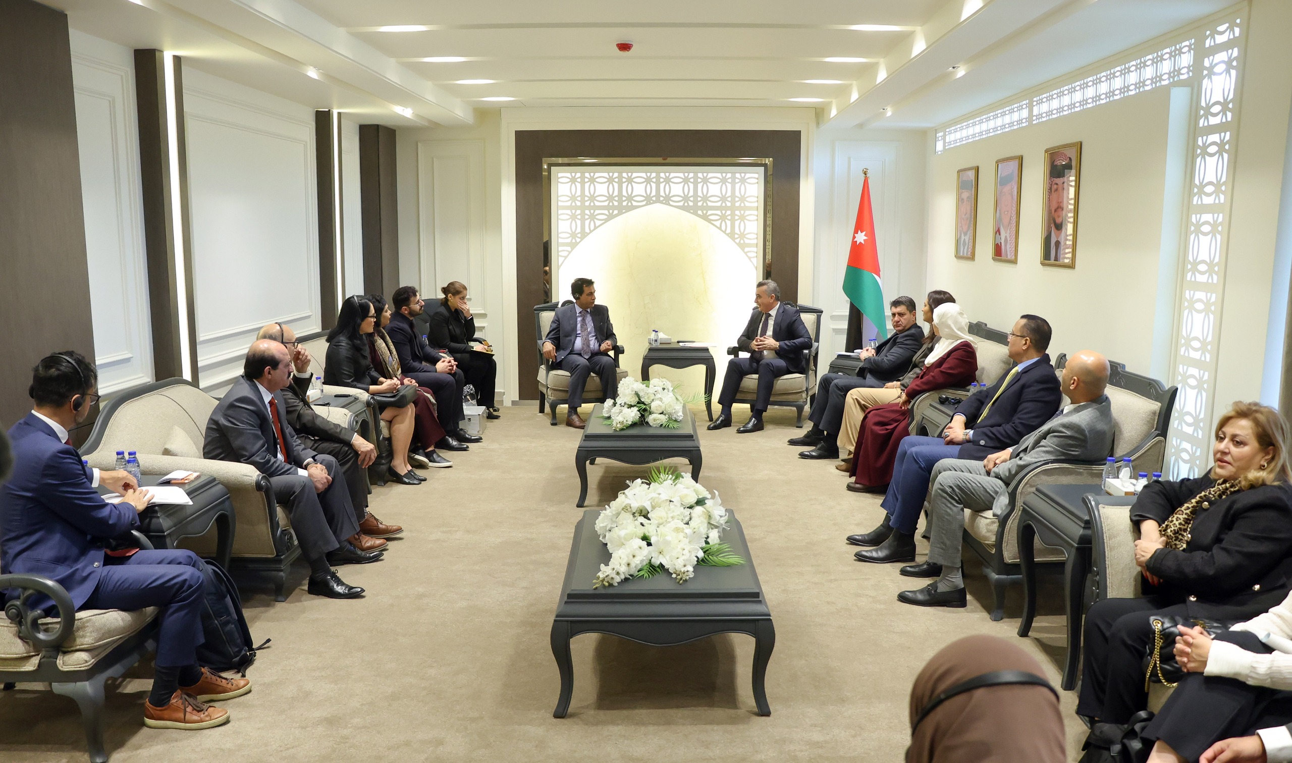 " الخارجية النيابية"خلال لقاء وفدا كندي الاردن يضطلع بدور محوري في إحلال السلام