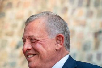 عاجل | الدكتور عوجان يولم لجلالة الملك