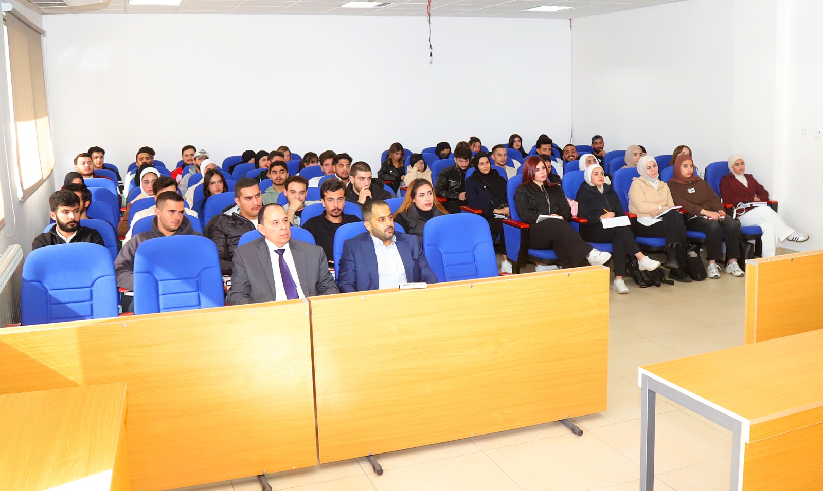 كلية الحقوق بجامعة البترا تستضيف محاضرة للوزيرة الأسبق ياسرة غوشة