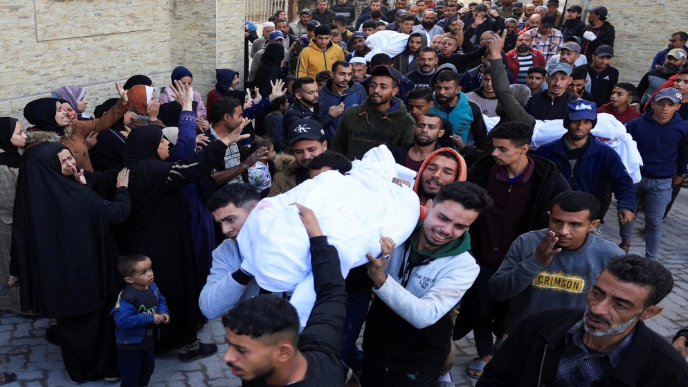 استشهاد فلسطينيين برصاص الاحتلال في حي الزيتون بغزة