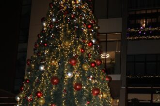 سان جورج الفحيص- يطلق موسماً احتفالياً بعيد الميلاد المجيد