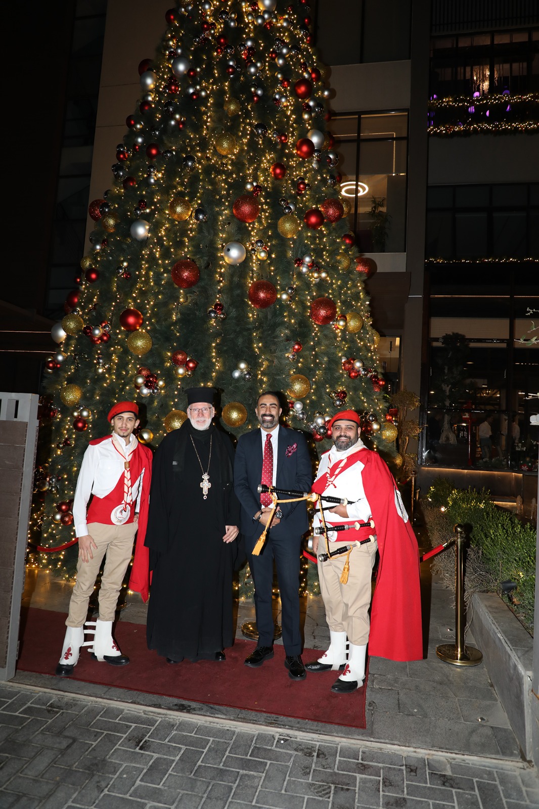 سان جورج الفحيص- يطلق موسماً احتفالياً بعيد الميلاد المجيد