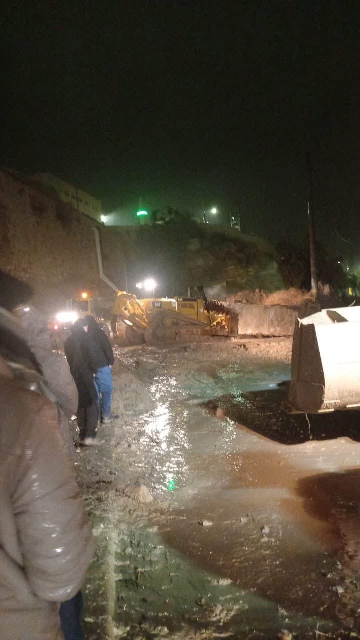 إغلاق طريق رئيسي بسبب انهيار جبلي بالكرك