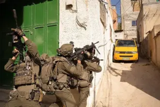 الاحتلال يفرض حظرا شاملا في طوباس