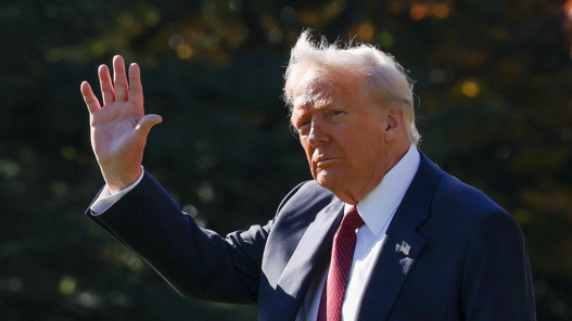 صورة حول : البيت الأبيض: ترامب سيحضر قرعة كأس العالم 2026 البيت الأبيض: ترامب سيحضر قرعة كأس العالم 2026