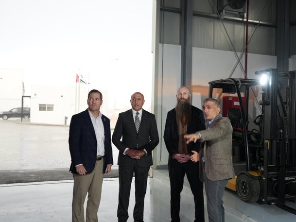 الأردن يعزز جهوده الإنسانية لإيصال المساعدات لغزة بمركز لوجستي حديث