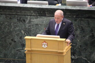 عطية: مشروع موازنة 2026 يتطلب مسؤولية مشتركة لمواجهة التحديات الاقتصادية والاجتماعية