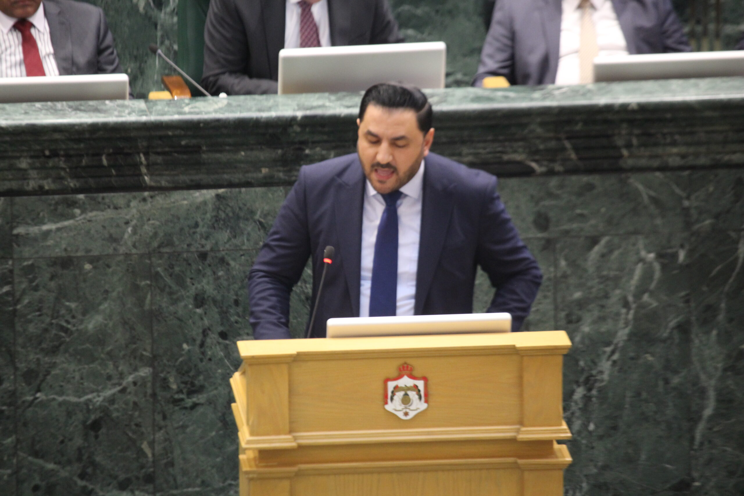 صورة حول : فريحات: الشباب وصل عمره 30 وبياخذ مصروفه من أبوه فريحات: الشباب وصل عمره 30 وبياخذ مصروفه من أبوه