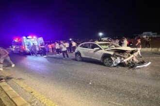 حادثان على طرق المملكة: وفاة إثر دهس وتدهور شاحنة