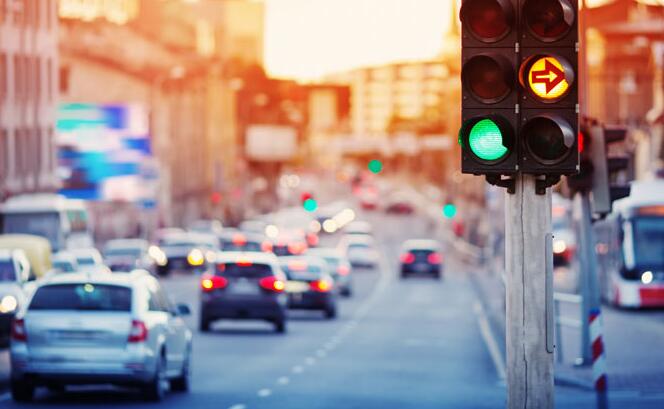 السير: حركة مرورية سلسة رغم الكثافة والحالة الجوية