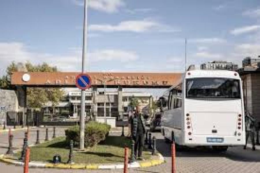 صورة حول : اعتقال مفاجئ لرئيس تحرير يثير جدلاً واسعاً في تركيا اعتقال مفاجئ لرئيس تحرير يثير جدلاً واسعاً في تركيا