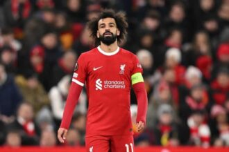 عرض سعودي ضخم لمحمد صلاح وسط أزمة ليفربول وإشارات محتملة للرحيل