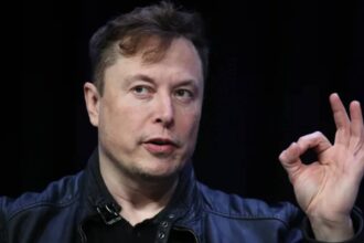 ماسك يحذر: الفيديوهات القصيرة والذكاء الاصطناعي يهددان تركيز البشر"