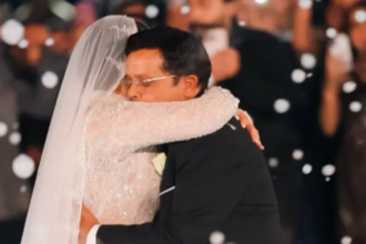 محمد هنيدي يحتفل بزفاف ابنته فريدة بحضور الأصدقاء والمحبين