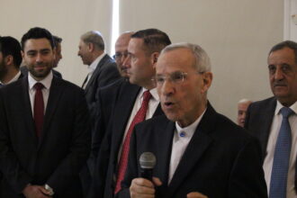 بالفيديو والصور.. العجلوني يُقري بمناسبة زفاف نجله المهندس زيد