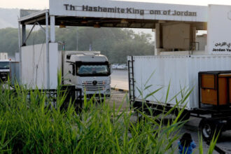 الأردن يعزّز دعمه لغزة بإرسال مخبزين متنقلين جديدين بطاقة 140 ألف رغيف يومياً