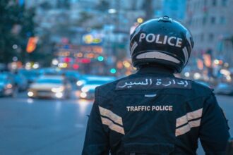 ضبط " بكب" يحمل 22 راكبا وسائقه غير مرخص