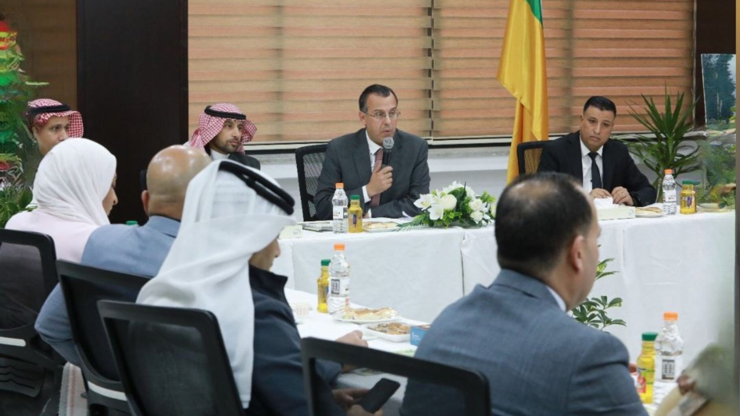 الجامعة الأردنية تستضيف ملحقين ومستشارين ثقافيين لتعزيز خدمات الطلبة العرب والدوليين