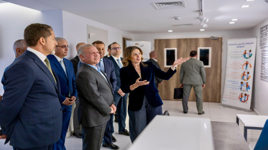 عاجل| الملك يوجّه بتوسعة مركز “سمِيح دروزة” للأورام في مستشفى البشير(فيديو)