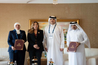 توقيع اتفاقية شراكة لدعم مرضى السرطان من غزة