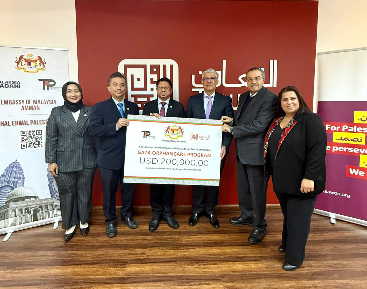 ماليزيا تدعم برنامج نور لرعاية أيتام غزة