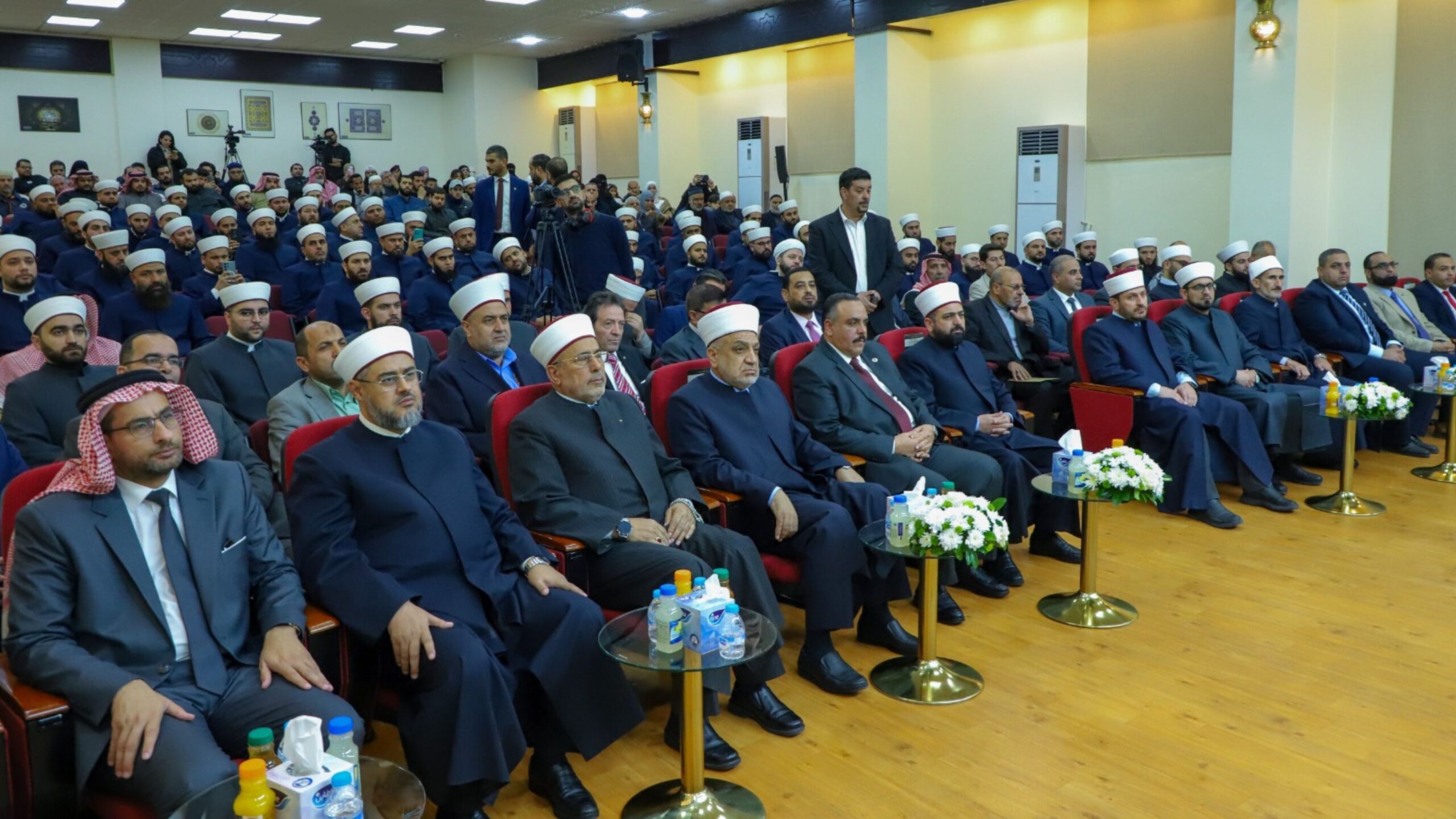 وزير الأوقاف يرعى تخريج الدبلومات التدريبية اليوم