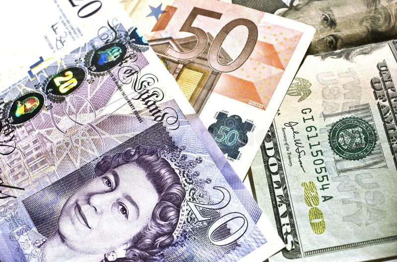 صورة حول : الجنيه الإسترليني يسجل ارتفاعاً طفيفاً عالميًا الجنيه الإسترليني يسجل ارتفاعاً طفيفاً عالميًا