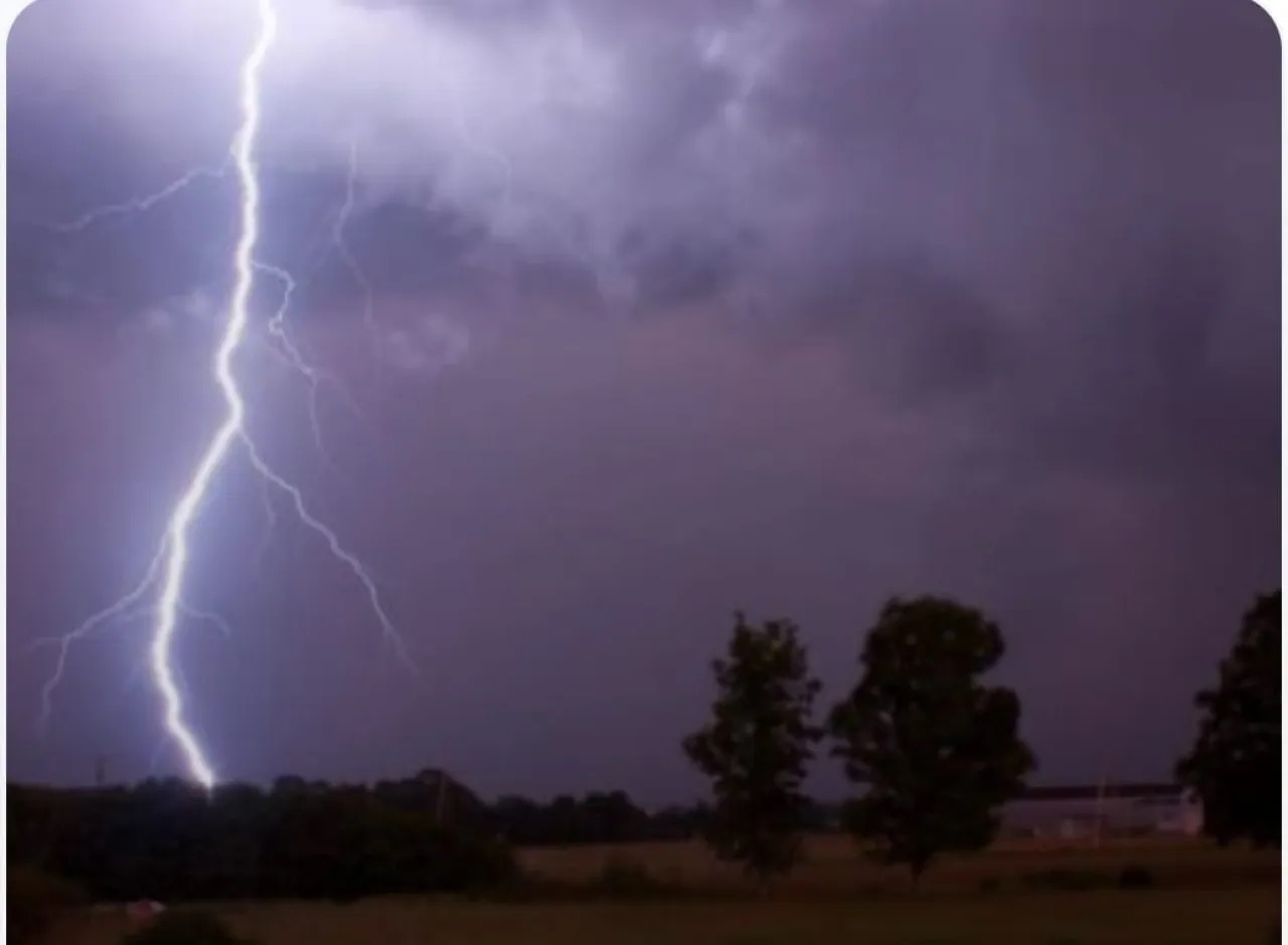 الأرصاد تحذر من عواصف رعدية نشطة اليوم