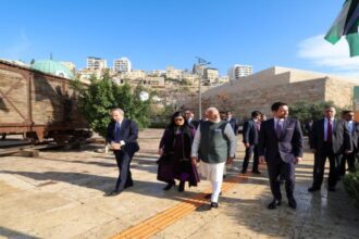 ولي العهد يلتقي مودي لبحث آفاق التعاون بين الأردن والهند