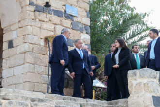 طرح عطاء ترميم أم قيس قبل نهاية العام