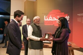 ولي العهد يصطحب رئيس الوزراء الهندي في جولة بمتحف الأردن ويبحثان آفاق التعاون