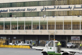 أول طائرة أوروبية تهبط في بغداد بعد 35 عاماً