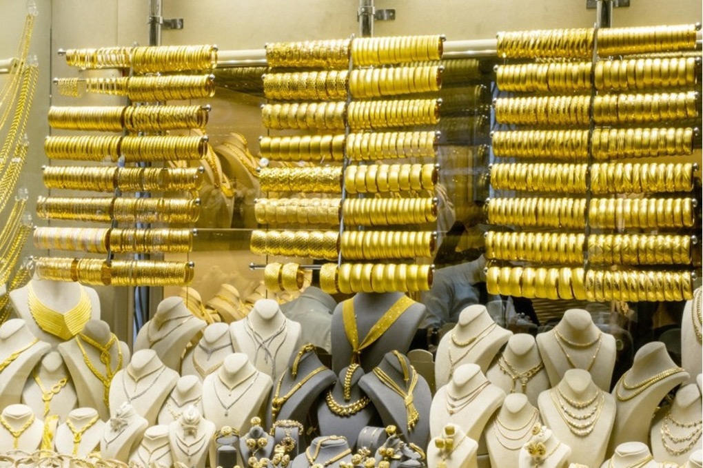 صورة حول : ارتفاع ملحوظ على أسعار الذهب في السوق المحلية بالتسعيرة المسائية ارتفاع ملحوظ على أسعار الذهب في السوق المحلية بالتسعيرة المسائية