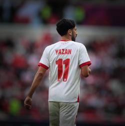 أمير قطر يطمئن على صحة يزن النعيمات