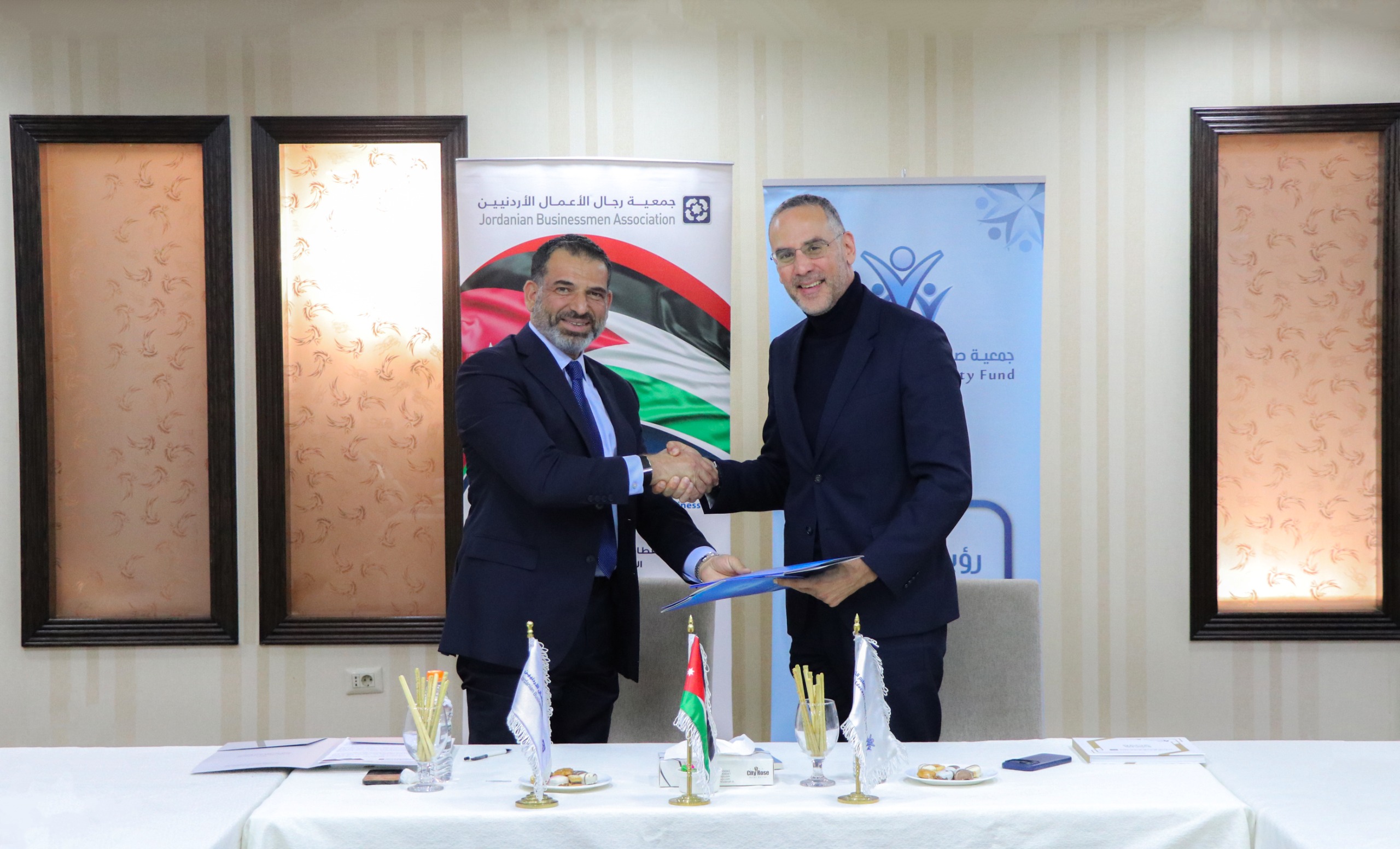 صورة حول : شراكة جديدة لتمكين الطلبة: رجال الأعمال و(حياة للتعليم) يوقعان مذكرة لدعم غير المقتدرين شراكة جديدة لتمكين الطلبة: رجال الأعمال و(حياة للتعليم) يوقعان مذكرة لدعم غير المقتدرين