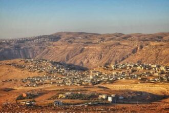 تأخير دوام مدارس لواء بصيرا تحسبًا للانجماد