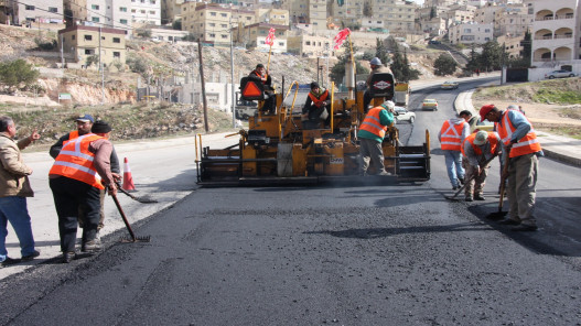 صورة حول : أمانة عمّان تعبّد 2.8 مليون متر مربع خلال 4 أشهر أمانة عمّان تعبّد 2.8 مليون متر مربع خلال 4 أشهر