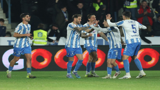 صورة حول : ريال مدريد يتأهل بصعوبة والكبار يواصلون المفاجآت في كأس ملك إسبانيا ريال مدريد يتأهل بصعوبة والكبار يواصلون المفاجآت في كأس ملك إسبانيا