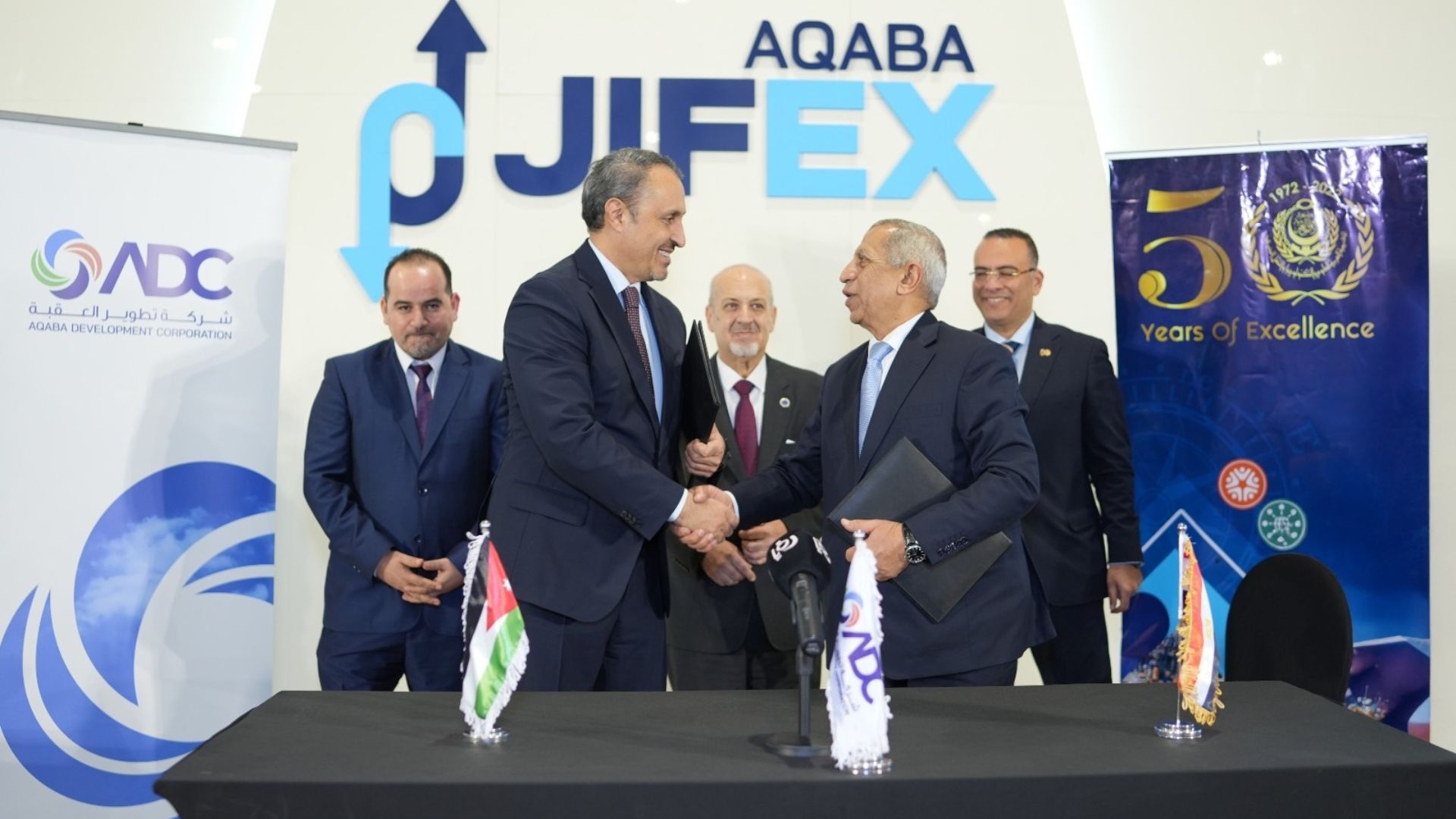 صورة حول : تطوير العقبة توقع مذكرة تفاهم مع الأكاديمية العربية لتعزيز التدريب والخبرات اللوجستية تطوير العقبة توقع مذكرة تفاهم مع الأكاديمية العربية لتعزيز التدريب والخبرات اللوجستية