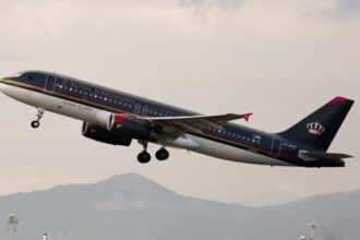 الملكية الأردنية تدعم النشامى بـ11 رحلة إلى قطر لمباراة نهائية تاريخية في كأس العرب 2025