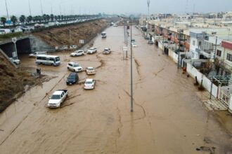 موجة أمطار غزيرة تغرق مدن العراق وتوقع قتلى ومفقودين