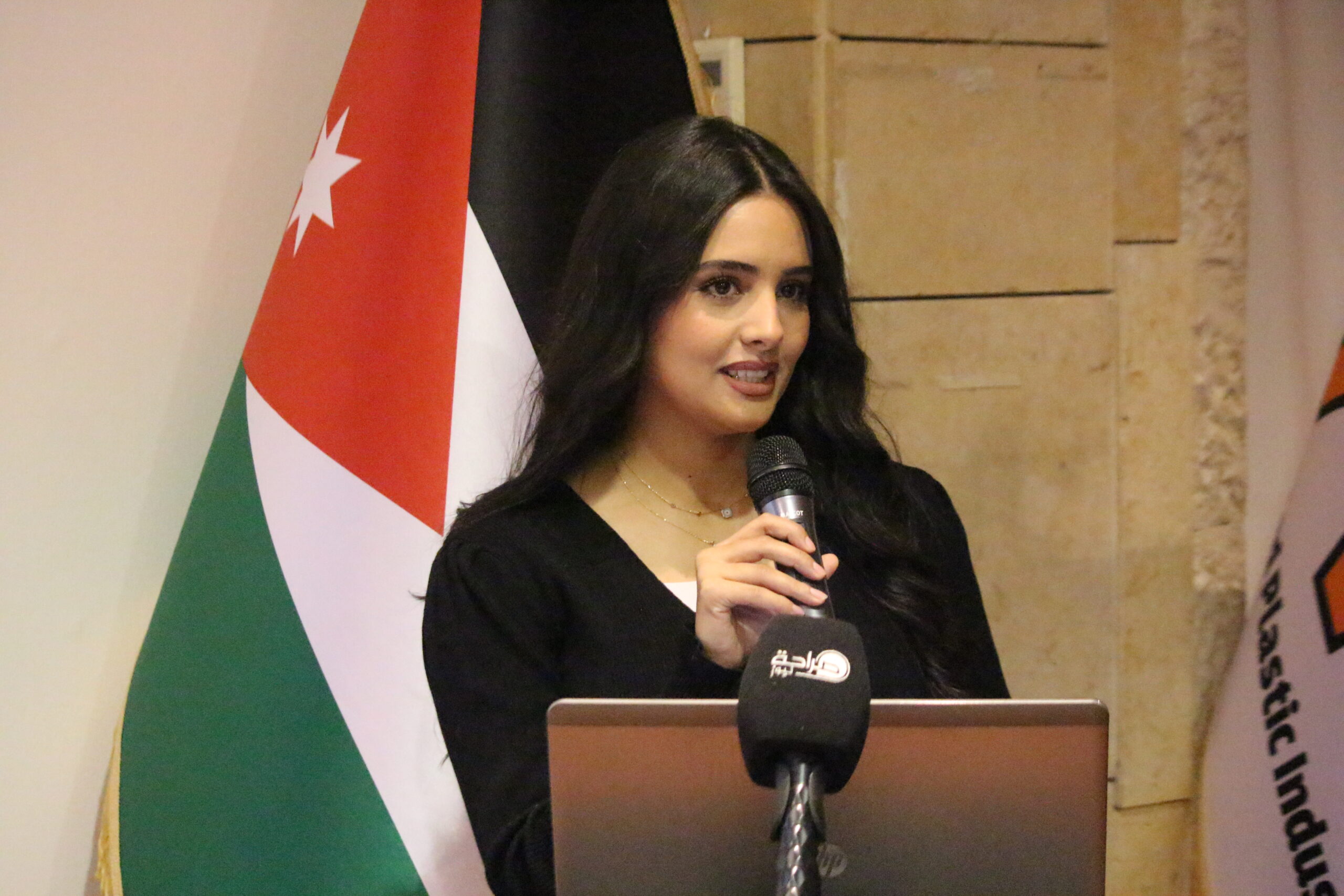 مجموعة الصناعات البلاستيكية تحتفي برضوان خطاب "فيديو وصور