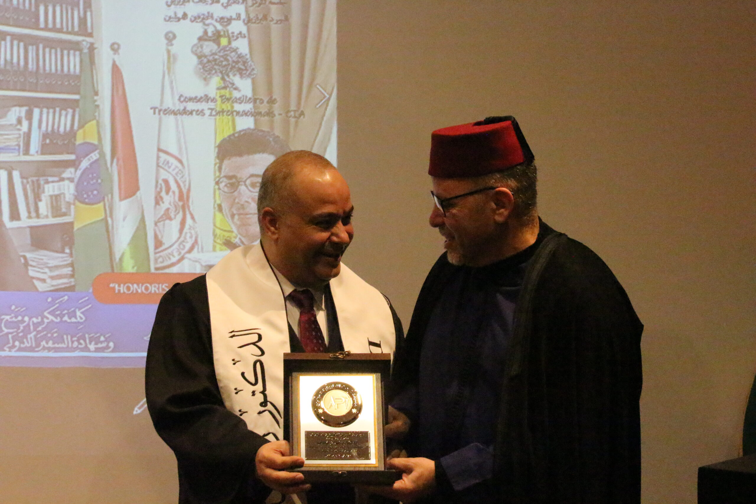 مجموعة الصناعات البلاستيكية تحتفي برضوان خطاب "فيديو وصور