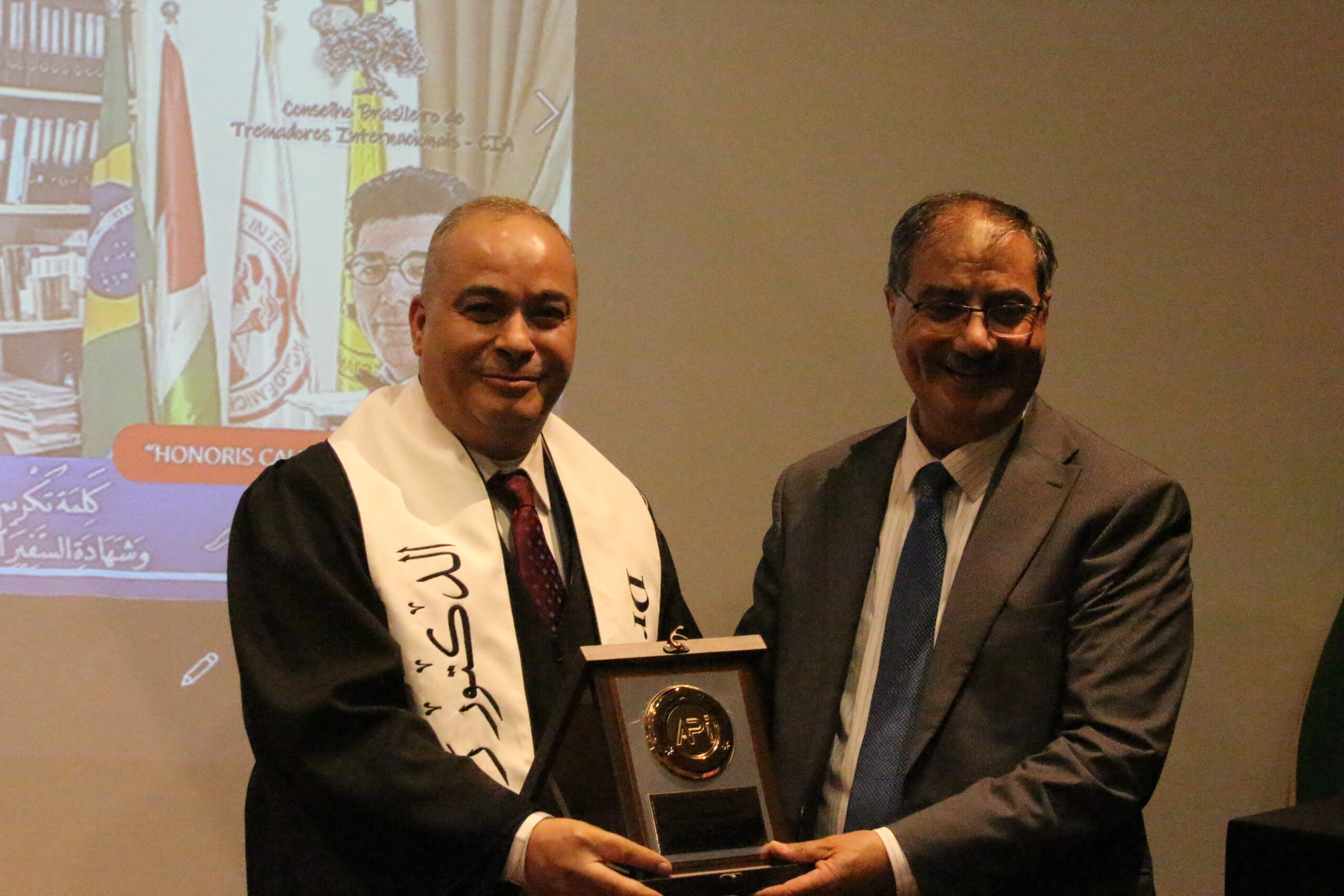 مجموعة الصناعات البلاستيكية تحتفي برضوان خطاب "فيديو وصور