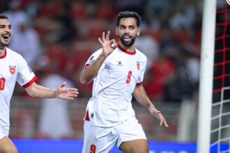 عاجل| علوان يمنح النشامى التقدم من علامة الجزاء أمام العراق