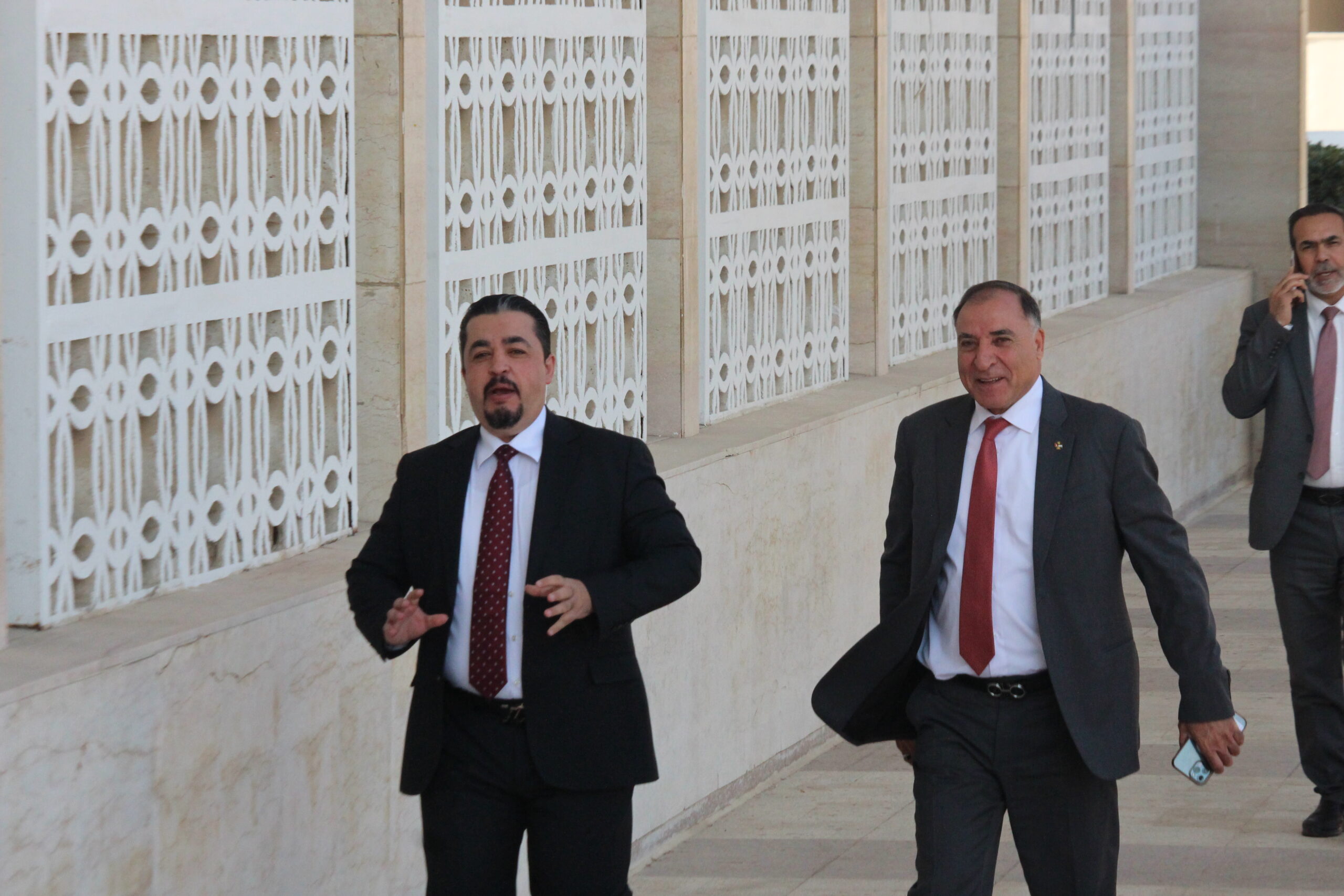 عدسة صراحة نيوز ترصد أجواء جلسة النواب