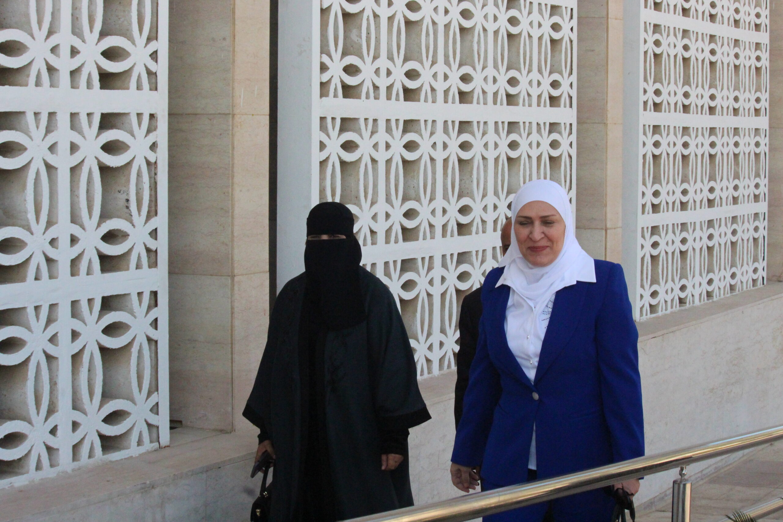 عدسة صراحة نيوز ترصد أجواء جلسة النواب