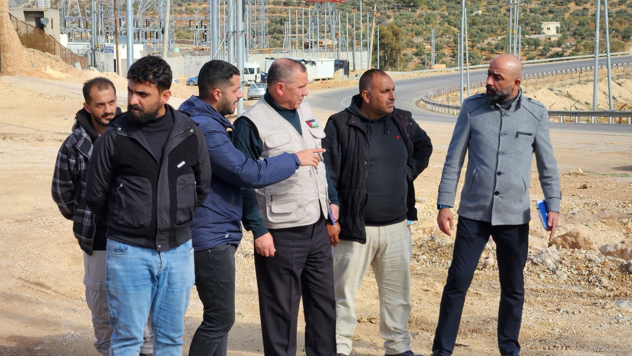 صورة حول : تجهيز طرق جرش للتعبيد تجهيز طرق جرش للتعبيد