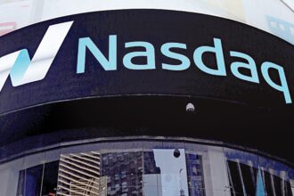 تراجع حاد في «ناسداك» وانخفاض جماعي لمؤشرات وول ستريت…