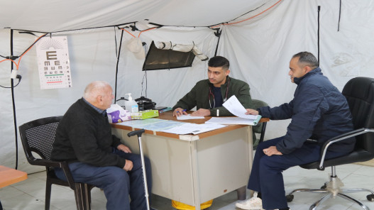 المستشفى الميداني الأردني في نابلس يبدأ تقديم خدماته الطبية للأهالي